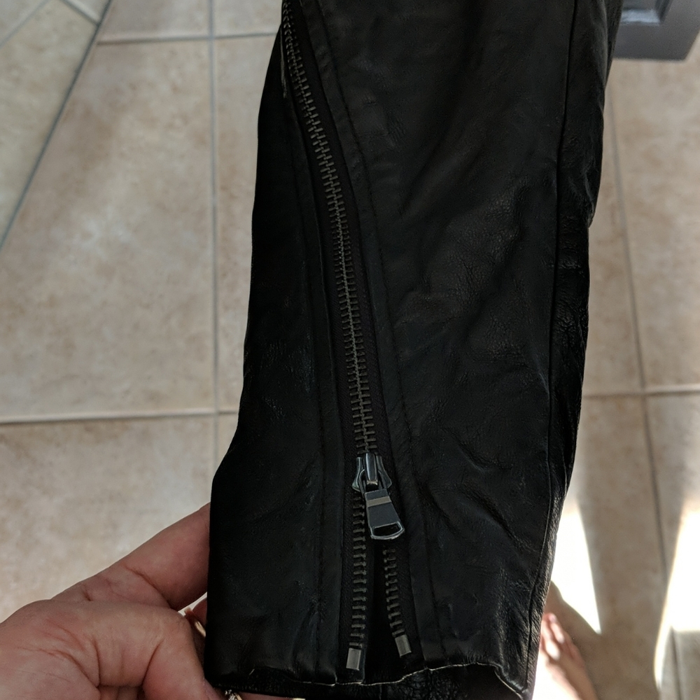 Cropped Leather Jacket With Dramatic Puff Sleeve - image 4